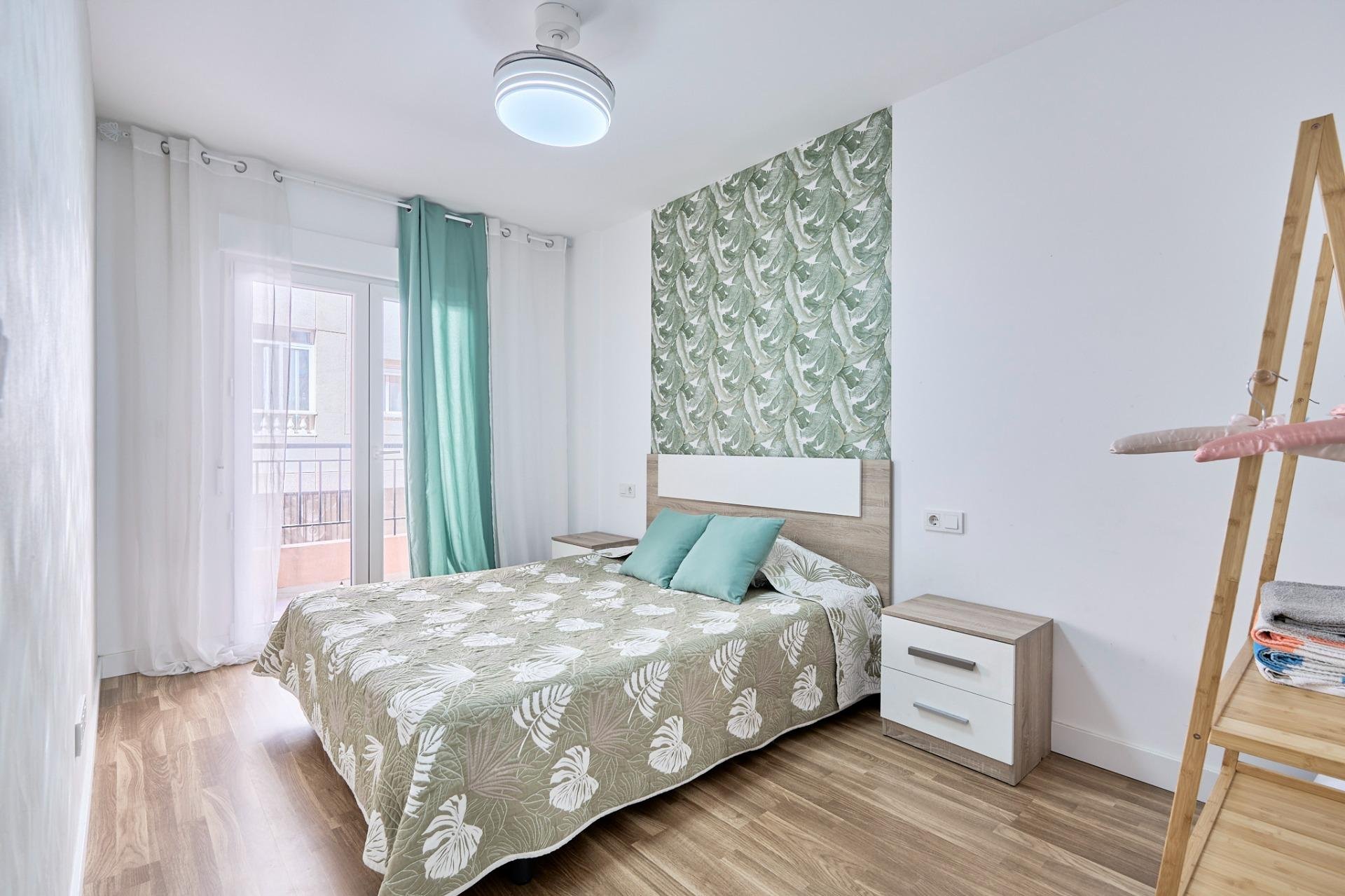 Dzīvoklis Torrevieja, Alicante, Spānijā 1 istaba, 52 m2 Nr. 196901