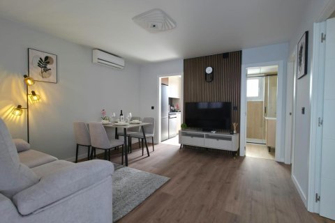 Bungalow à Torrevieja, Alicante, Espagne 2 chambres, 54 m2 No. 196903