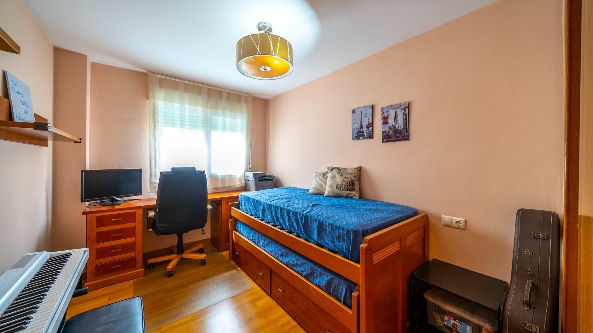 Appartamento a Alicante, Spagna 3 camere da letto, 150 mq. N° 196902