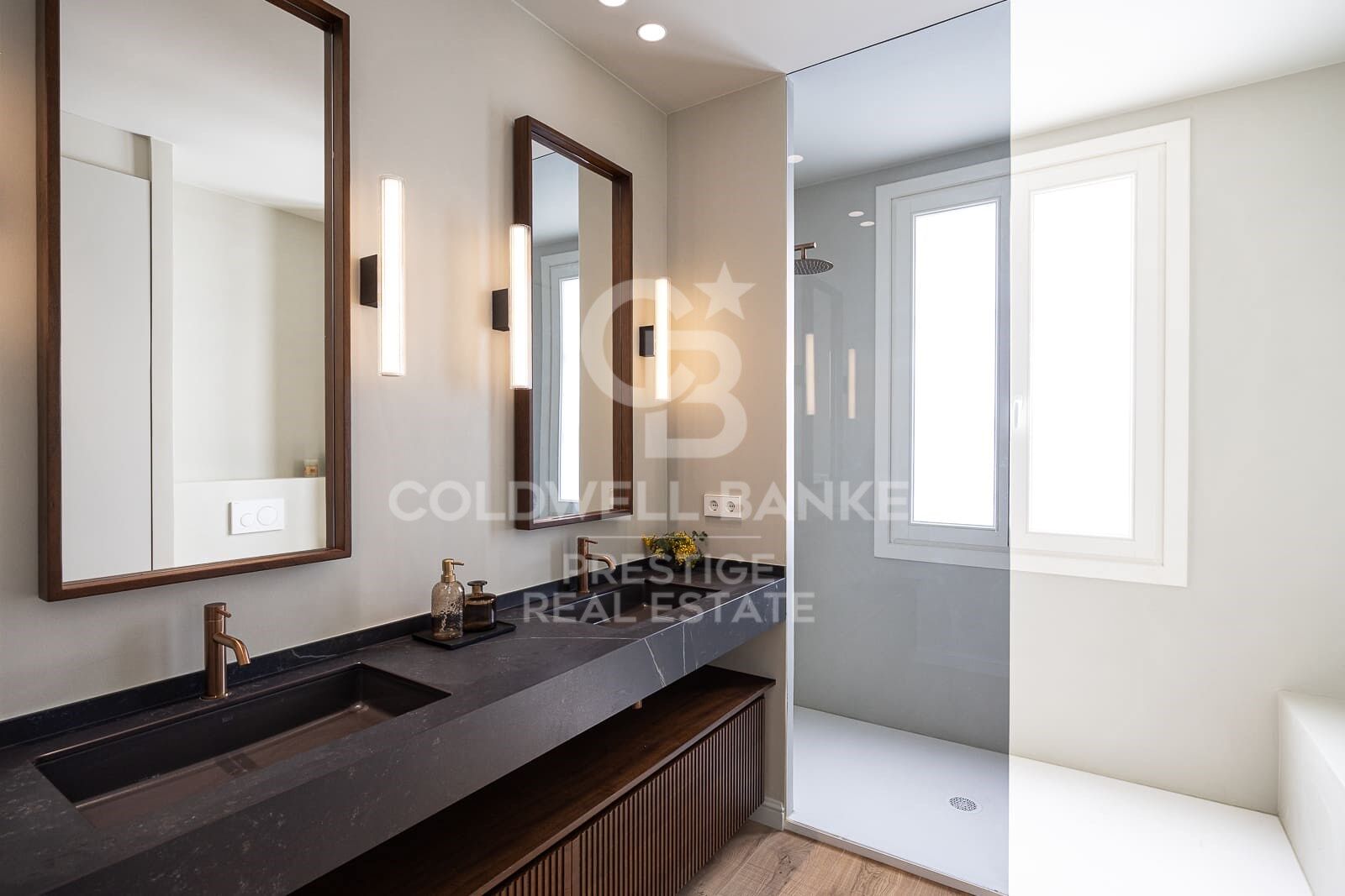 Lägenhet i Barcelona, Spanien 4 sovrum, 203 kvm. Nr. 157470