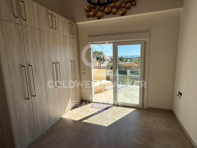Сasa en Estepona, Málaga, España 5 dormitorios, 334 m2 No. 157466