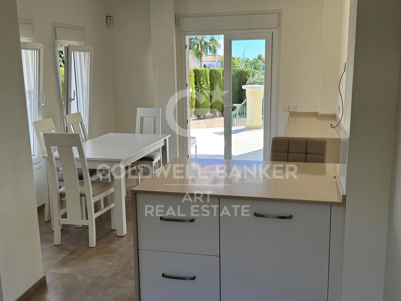 Сasa en Estepona, Málaga, España 5 dormitorios, 334 m2 No. 157466