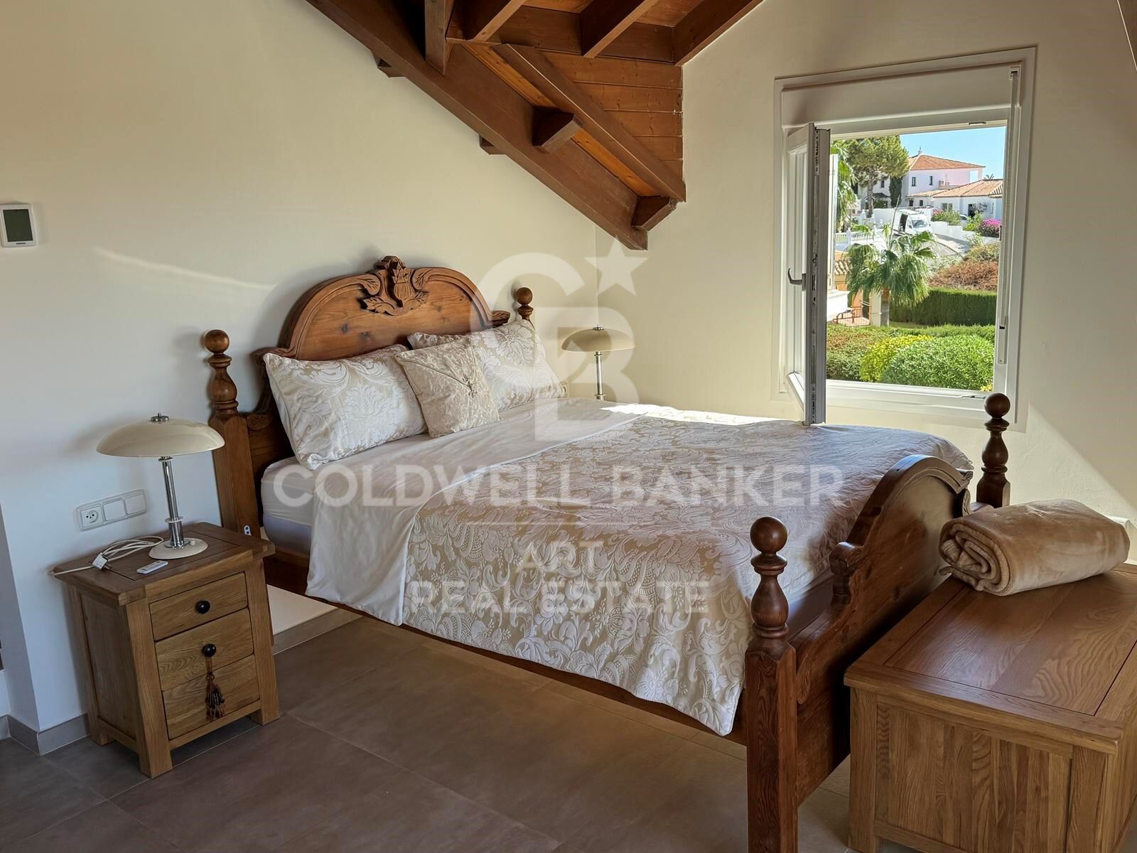 Сasa en Estepona, Málaga, España 5 dormitorios, 334 m2 No. 157466