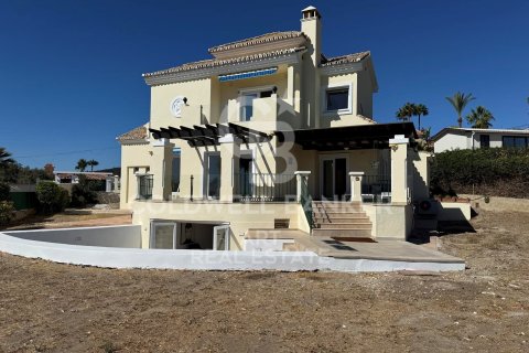 Māja Estepona, Malaga, Spānijā 5 istabas, 334 m2 Nr. 157466