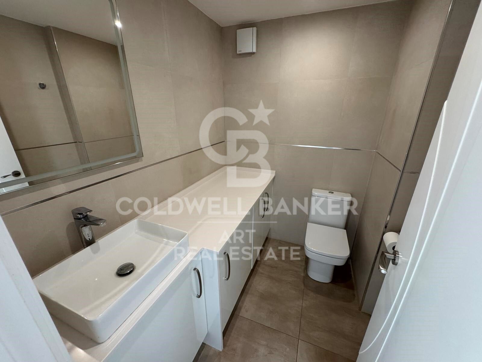 Сasa en Estepona, Málaga, España 5 dormitorios, 334 m2 No. 157466