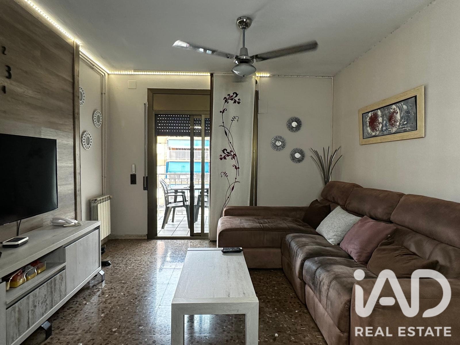 Apartment à Vilanova i la Geltru, Barcelona, Espagne 3 chambres, 115 m2 No. 192092