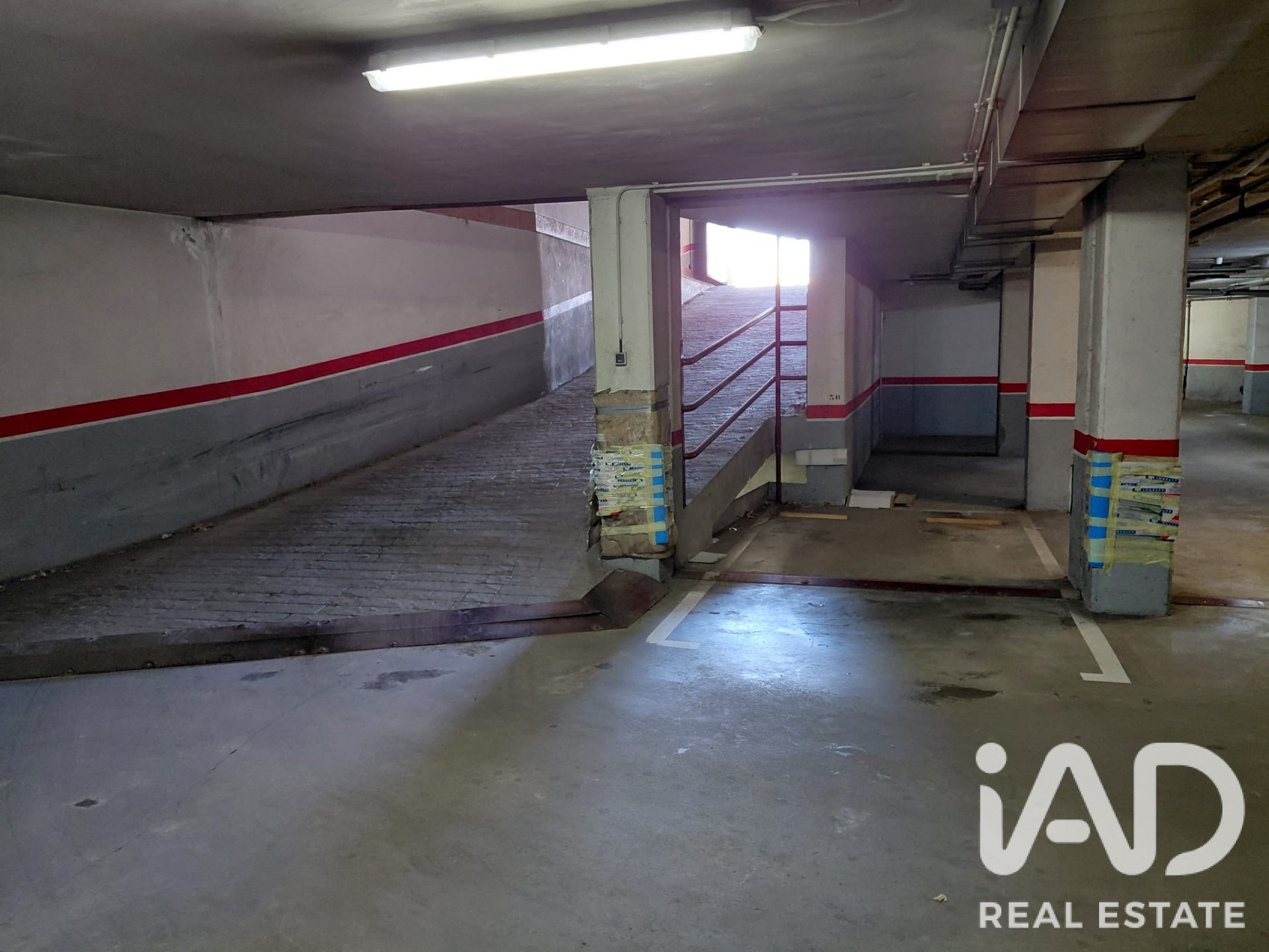 Garage i Leon, Spanien 10 kvm. Nr. 192091