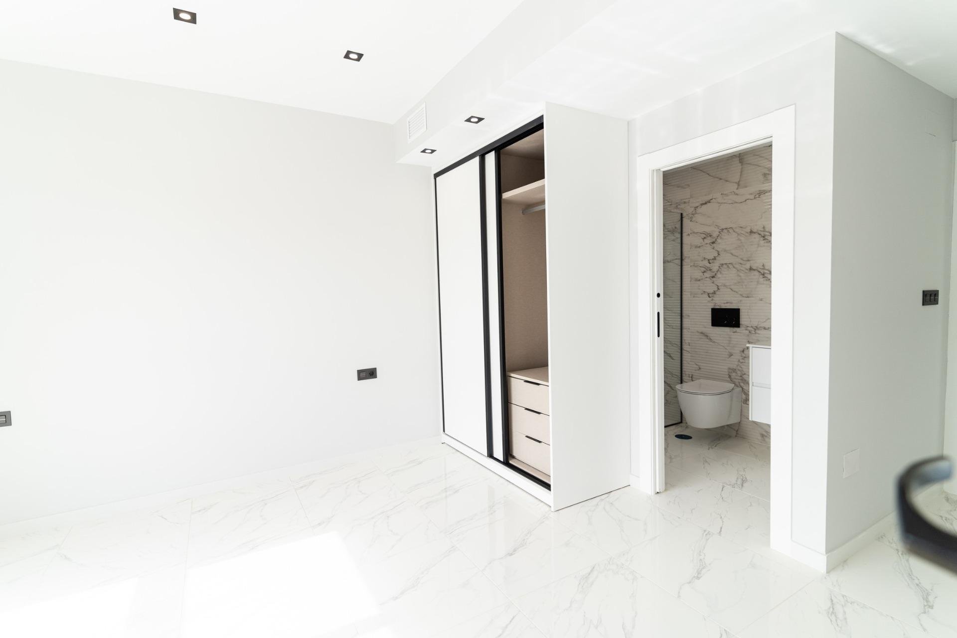 Villa in Punta Prima, Alicante, Spanien 4 Schlafzimmer, 121 m2 Nr. 135180