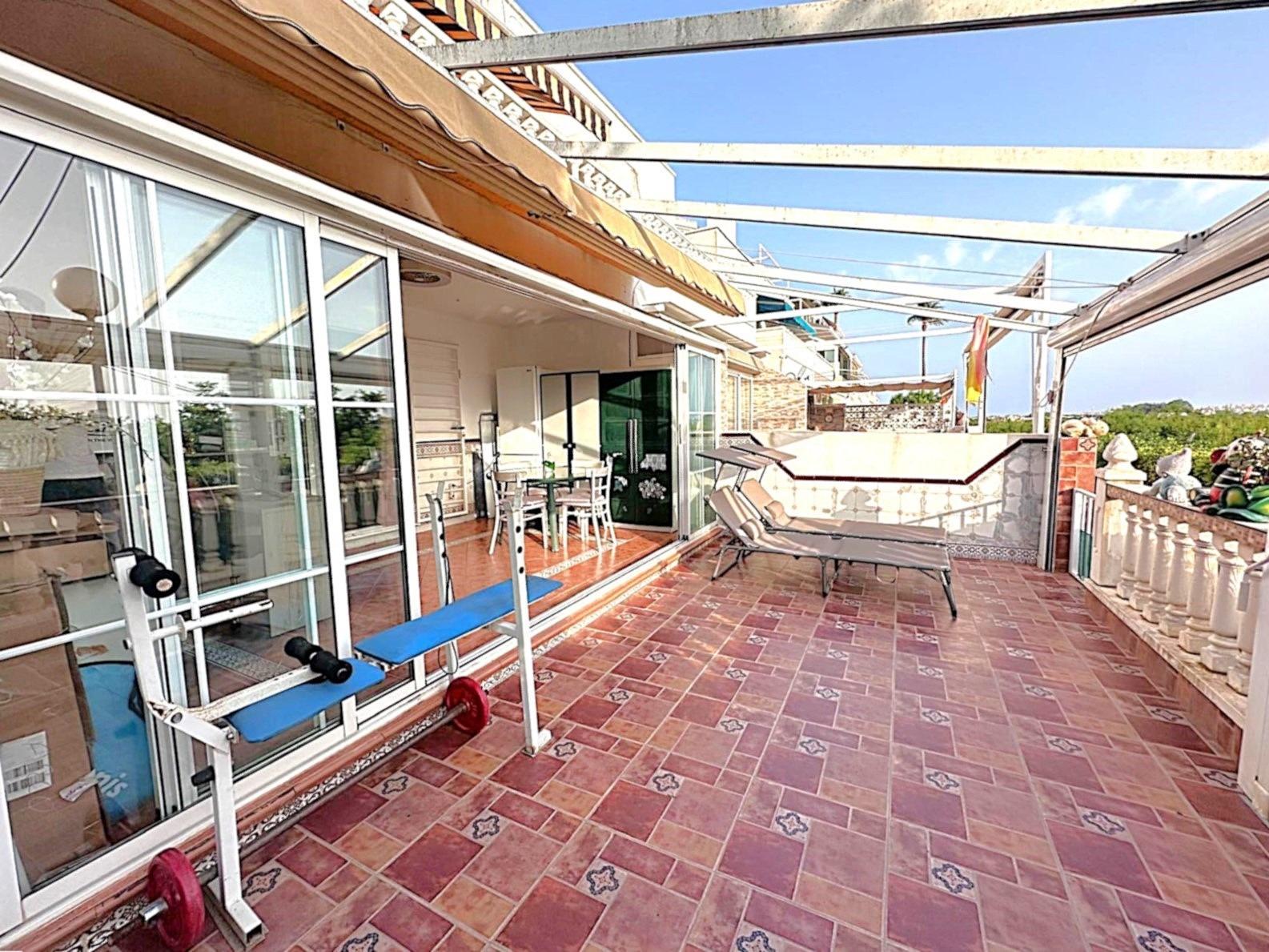 Сasa en Guardamar del Segura, Alicante, España 1 dormitorio, 63 m2 No. 193001
