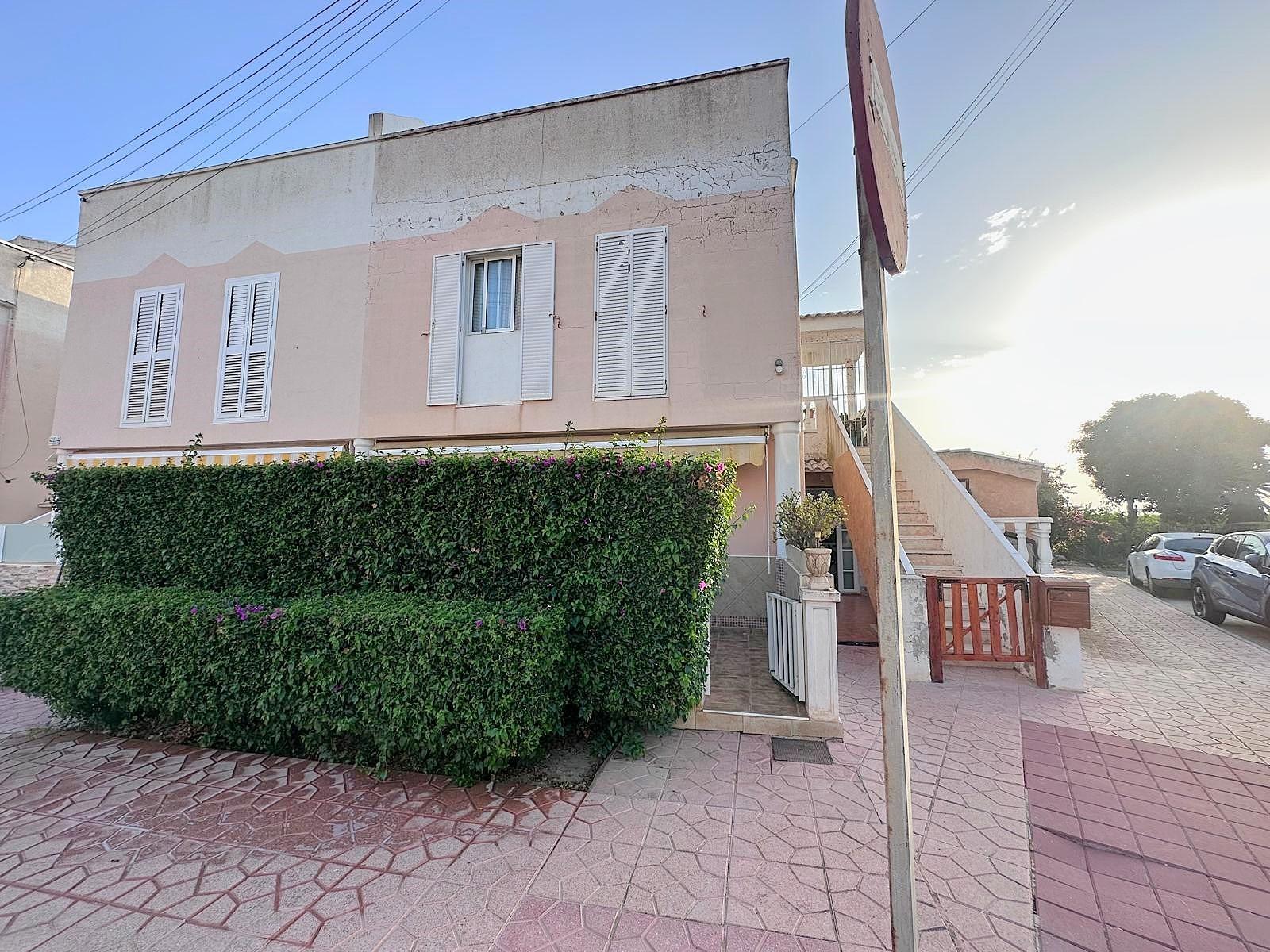Сasa en Guardamar del Segura, Alicante, España 1 dormitorio, 63 m2 No. 193001
