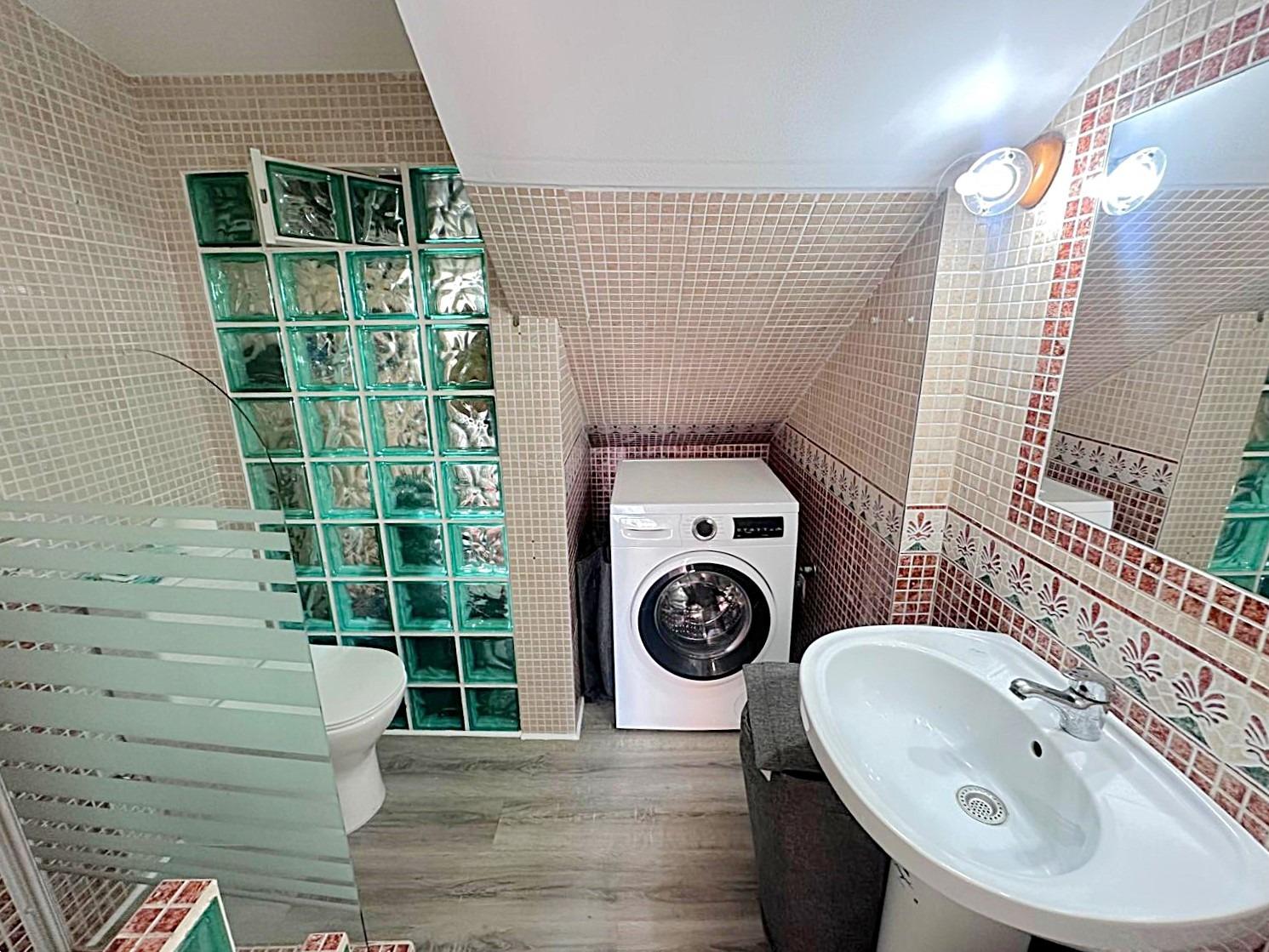 Сasa en Guardamar del Segura, Alicante, España 1 dormitorio, 63 m2 No. 193001