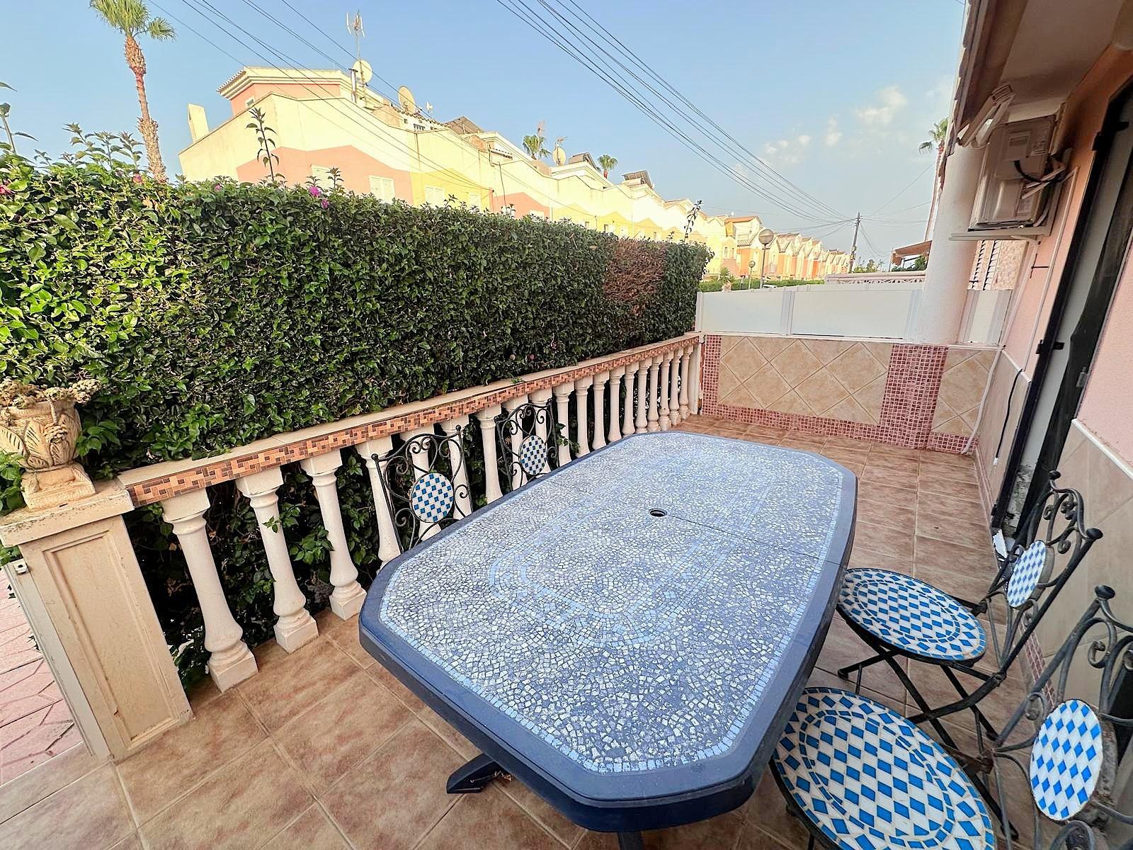 Сasa en Guardamar del Segura, Alicante, España 1 dormitorio, 63 m2 No. 193001