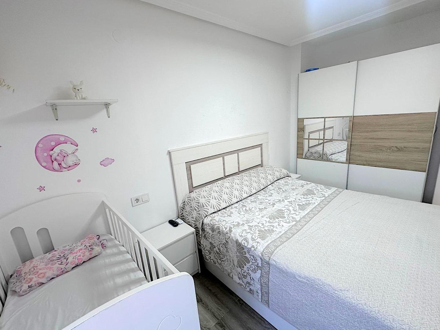 Сasa en Guardamar del Segura, Alicante, España 1 dormitorio, 63 m2 No. 193001