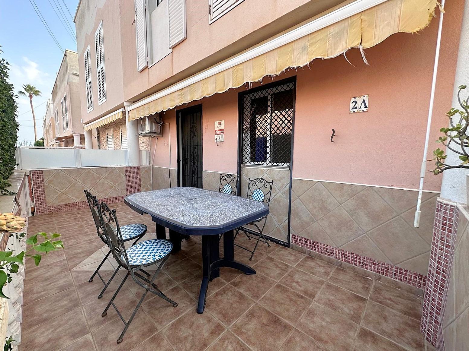 Сasa en Guardamar del Segura, Alicante, España 1 dormitorio, 63 m2 No. 193001