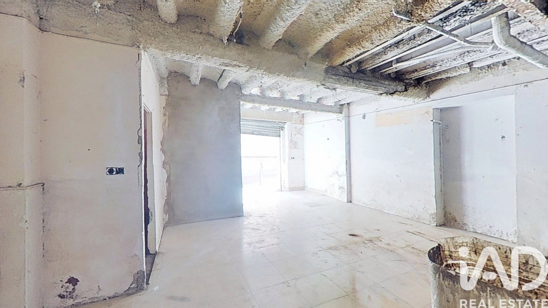 Liikekiinteistö Reus, Tarragona, Espanja 5 makuuhuonetta, 105 m2 No. 184694