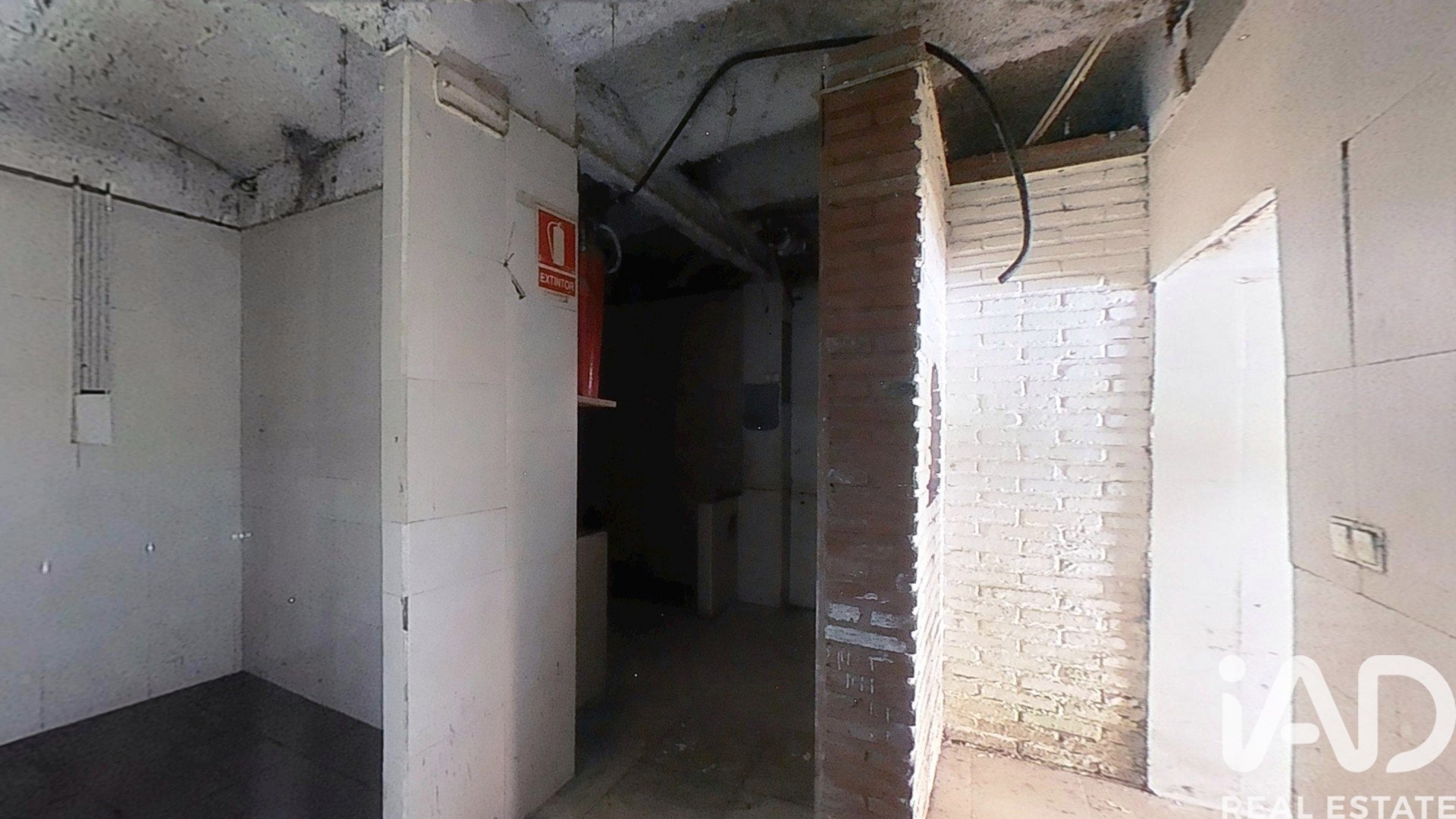 Liikekiinteistö Reus, Tarragona, Espanja 5 makuuhuonetta, 105 m2 No. 184694