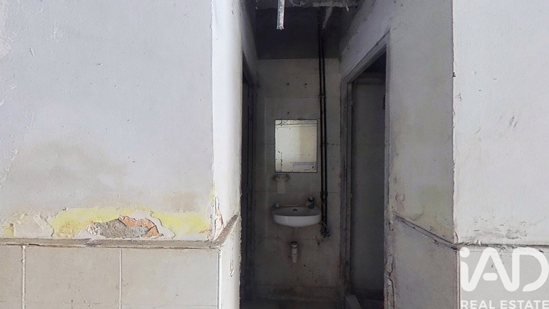 Liikekiinteistö Reus, Tarragona, Espanja 5 makuuhuonetta, 105 m2 No. 184694