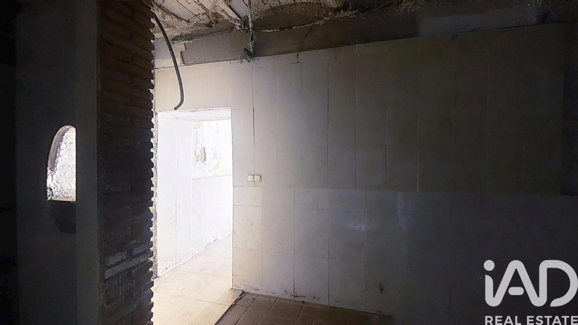 Liikekiinteistö Reus, Tarragona, Espanja 5 makuuhuonetta, 105 m2 No. 184694