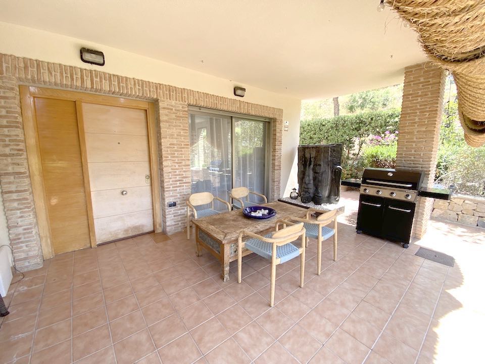 Bungalow in Calpe, Alicante, Spain 3 bedrooms, 290 sq.m. No. 187460