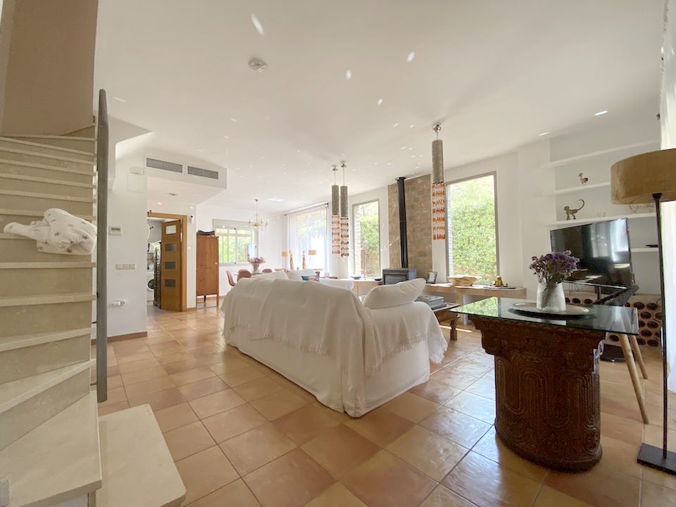 Bungalow in Calpe, Alicante, Spain 3 bedrooms, 290 sq.m. No. 187460