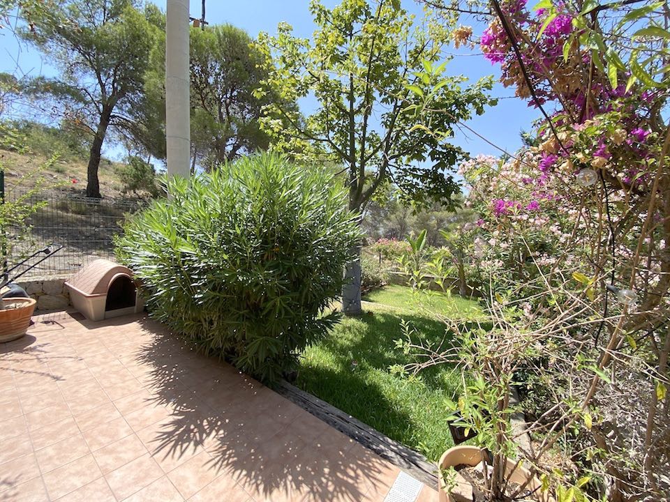 Bungalow in Calpe, Alicante, Spain 3 bedrooms, 290 sq.m. No. 187460