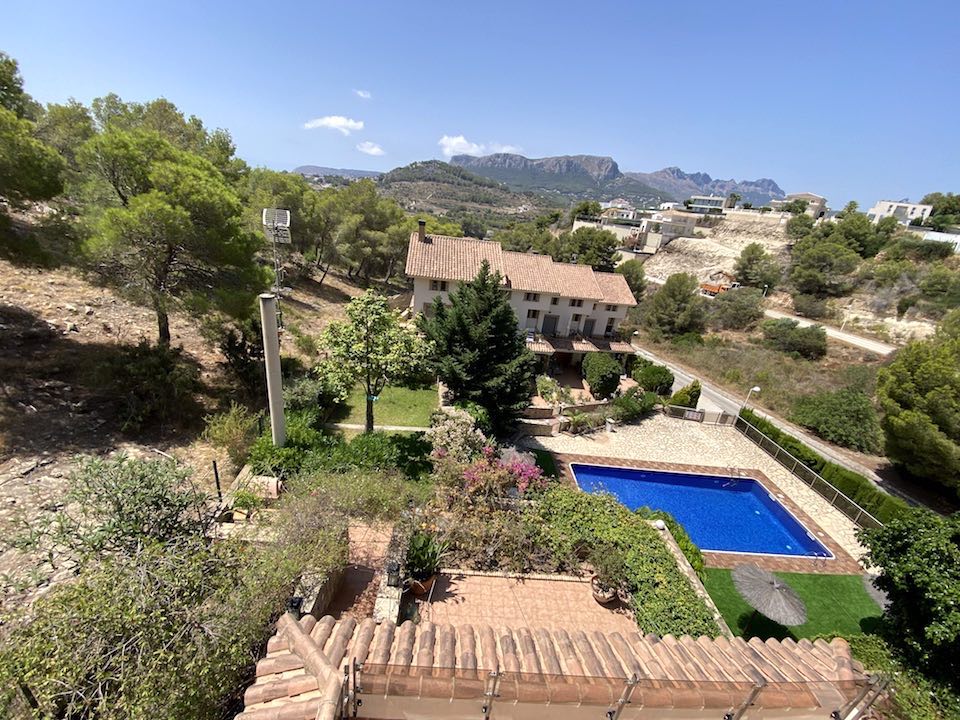Bungalow in Calpe, Alicante, Spain 3 bedrooms, 290 sq.m. No. 187460