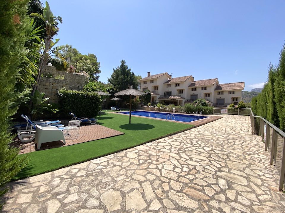 Bungalow in Calpe, Alicante, Spain 3 bedrooms, 290 sq.m. No. 187460