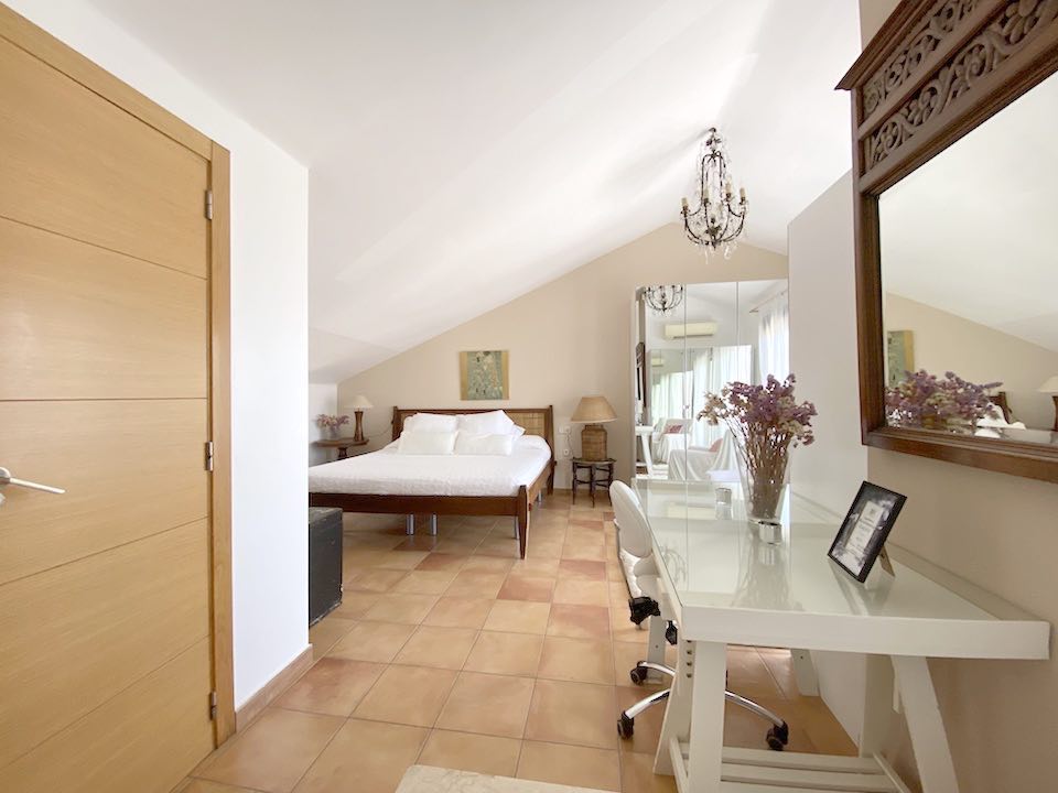 Bungalow in Calpe, Alicante, Spain 3 bedrooms, 290 sq.m. No. 187460