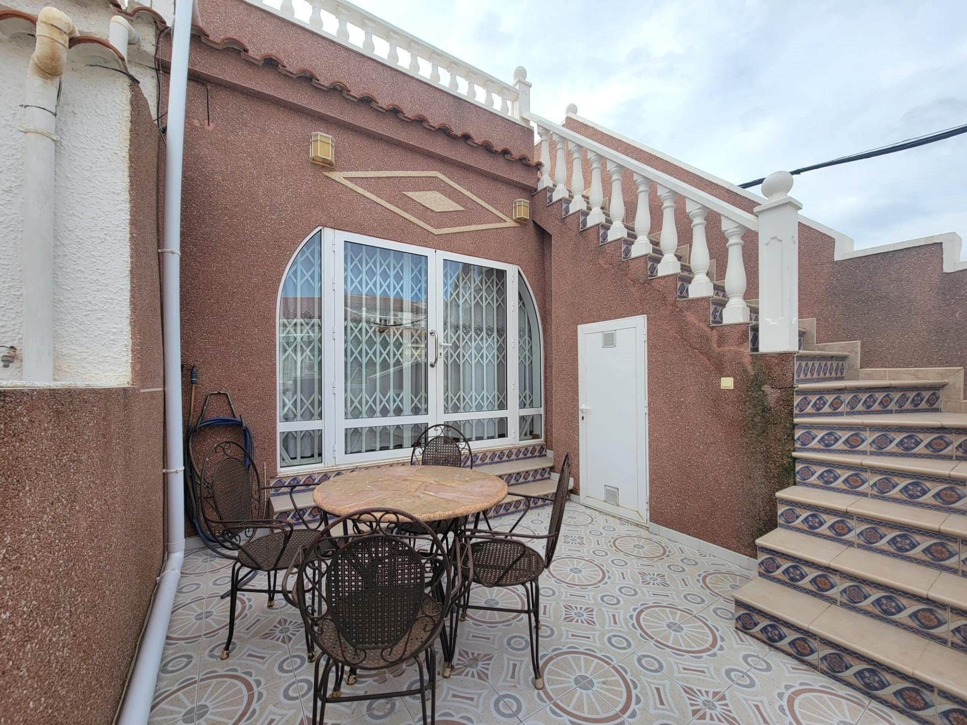 Сasa en Torrevieja, Alicante, España 1 dormitorio, 60 m2 No. 182956