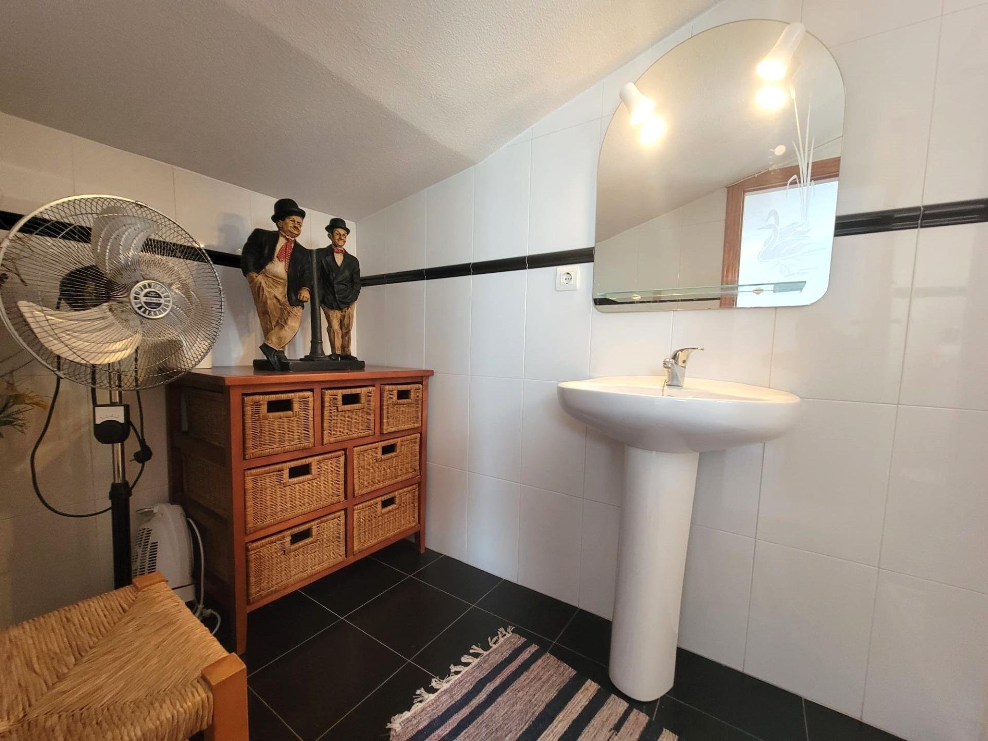 Сasa en Torrevieja, Alicante, España 1 dormitorio, 60 m2 No. 182956