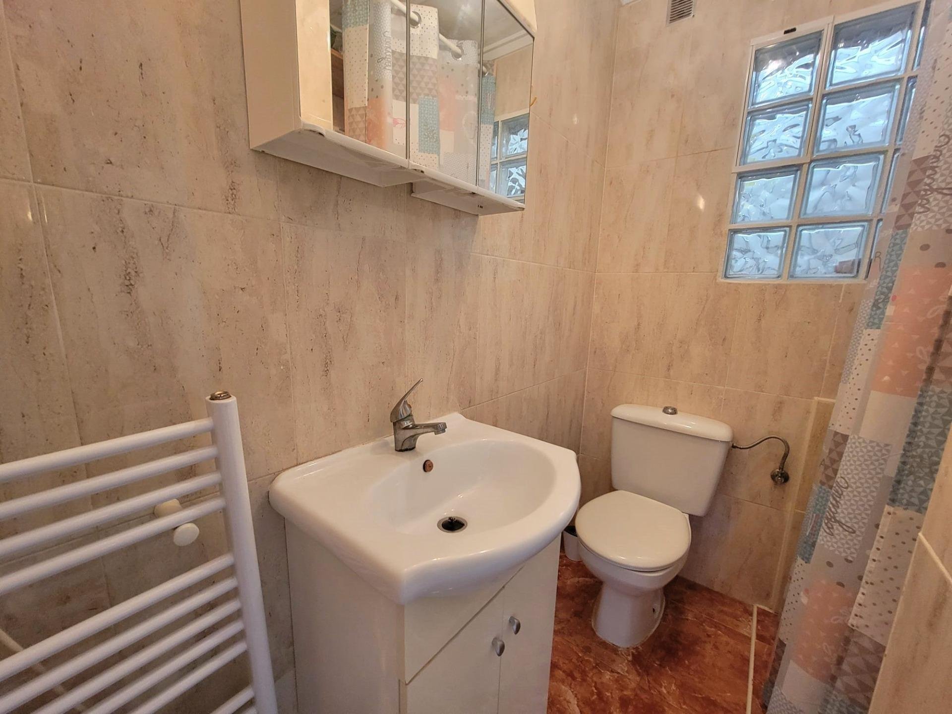 Сasa en Torrevieja, Alicante, España 1 dormitorio, 60 m2 No. 182956