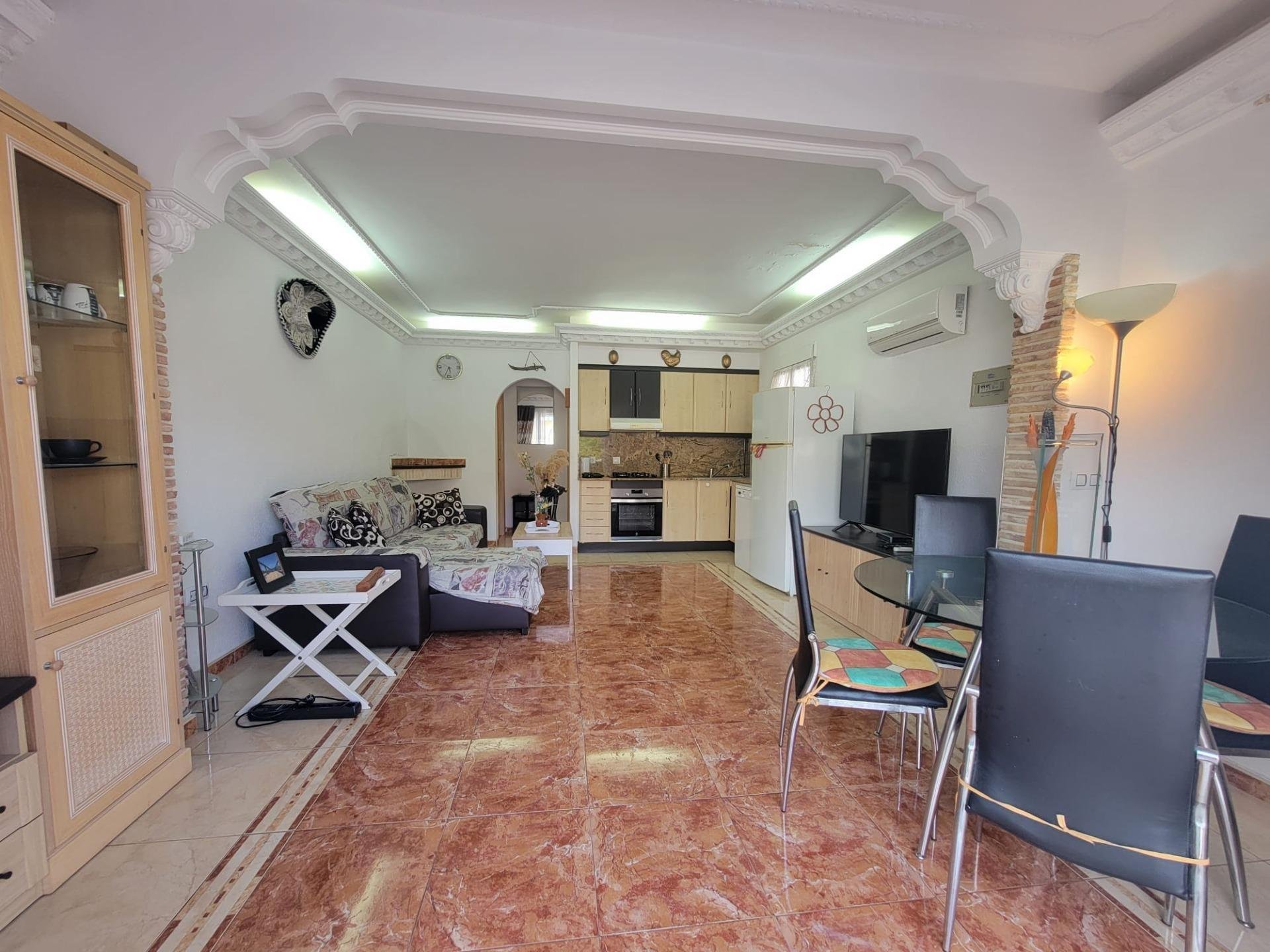 Сasa en Torrevieja, Alicante, España 1 dormitorio, 60 m2 No. 182956