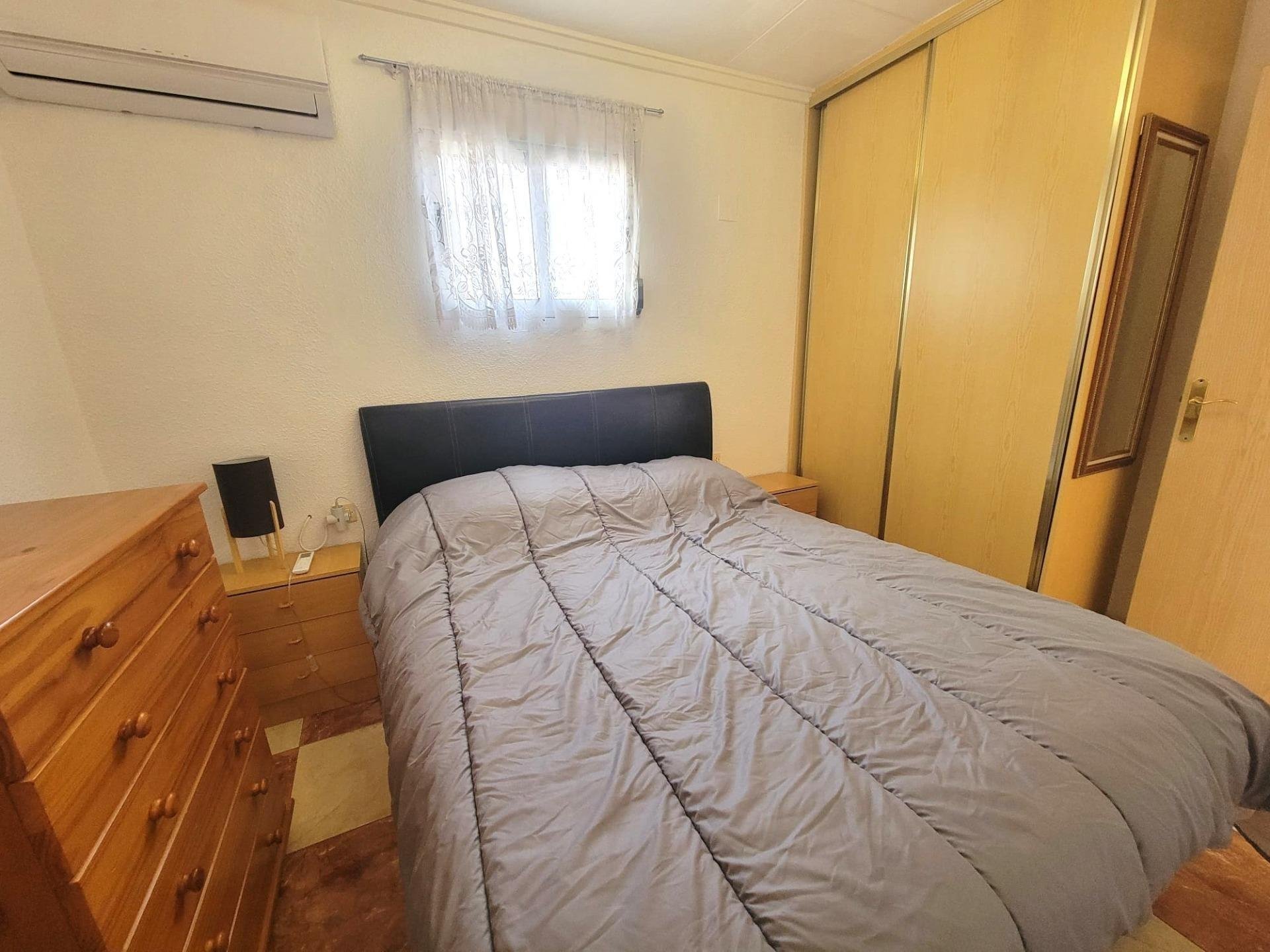 Сasa en Torrevieja, Alicante, España 1 dormitorio, 60 m2 No. 182956