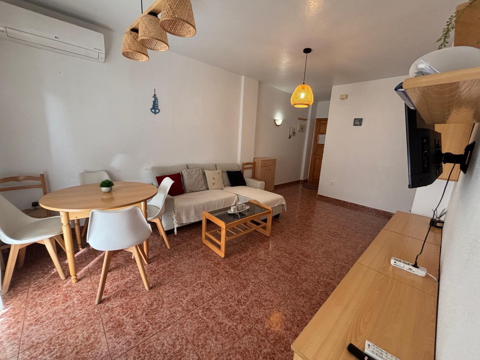 Appartamento a Torrevieja, Alicante, Spagna 78 mq. N° 182955
