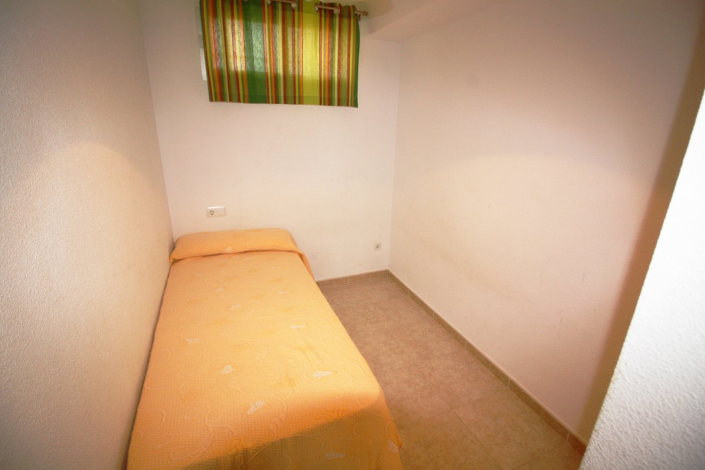 Apartment in Benidorm, Alicante, Spain 3 bedrooms,  No. 183548