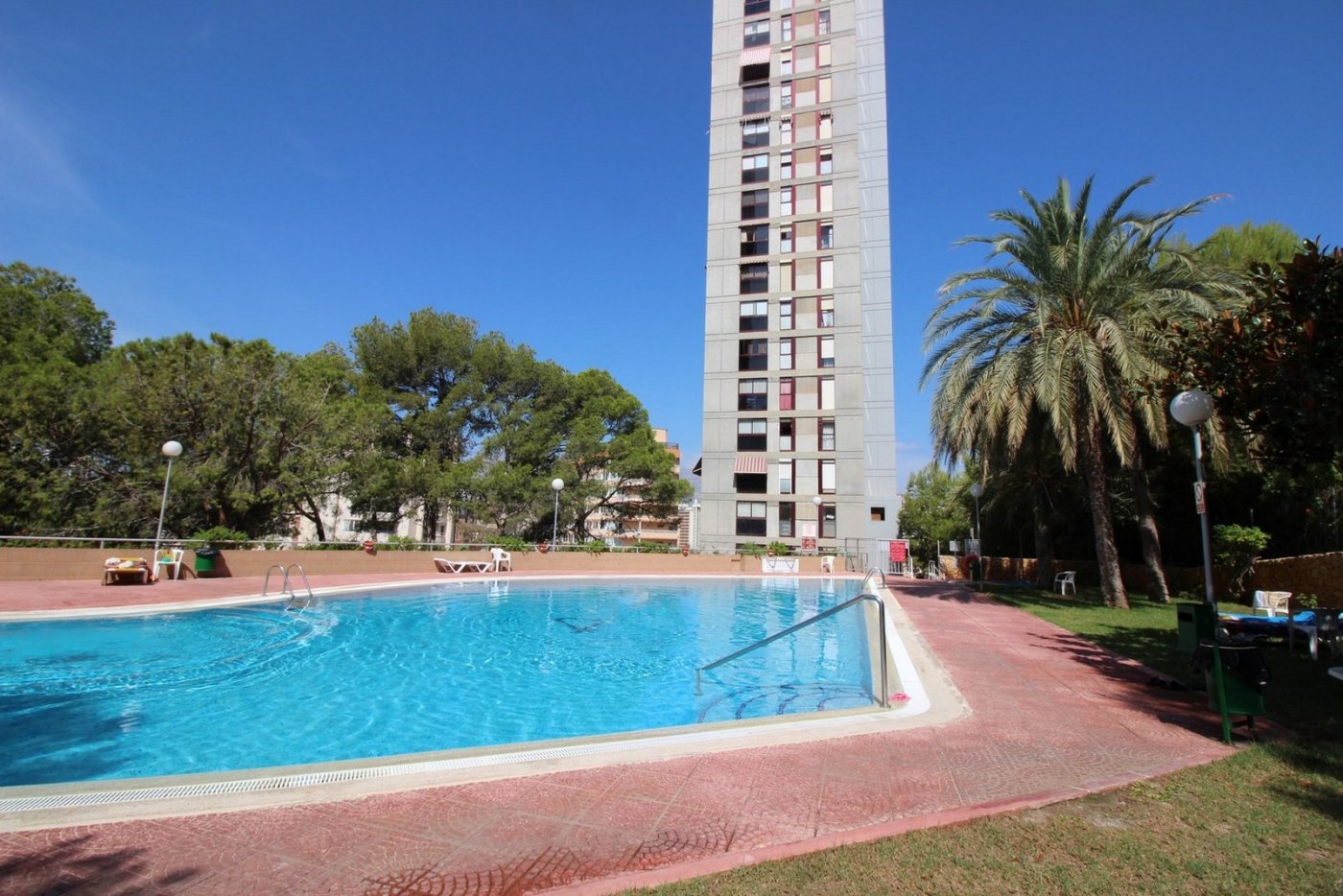 Apartamento en Benidorm, Alicante, España 2 dormitorios,  No. 183554