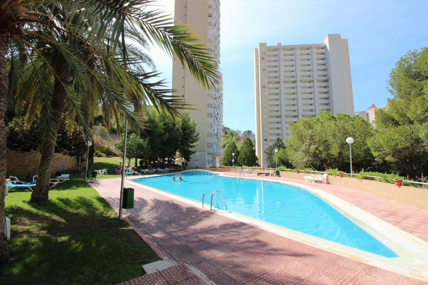 Apartamento en Benidorm, Alicante, España 2 dormitorios,  No. 183554
