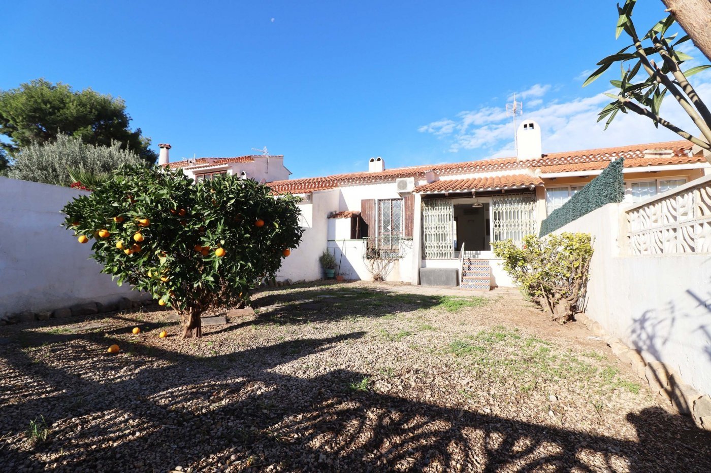 Townhouse in La Nucia, Alicante, Spain 2 bedrooms, 253 sq.m. No. 183553