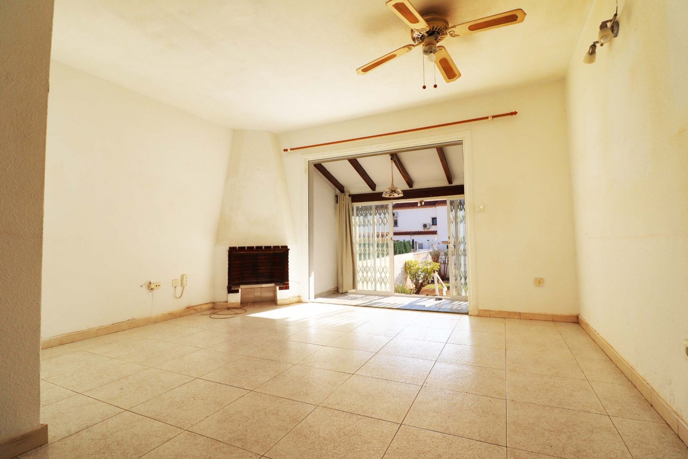 Townhouse in La Nucia, Alicante, Spain 2 bedrooms, 253 sq.m. No. 183553