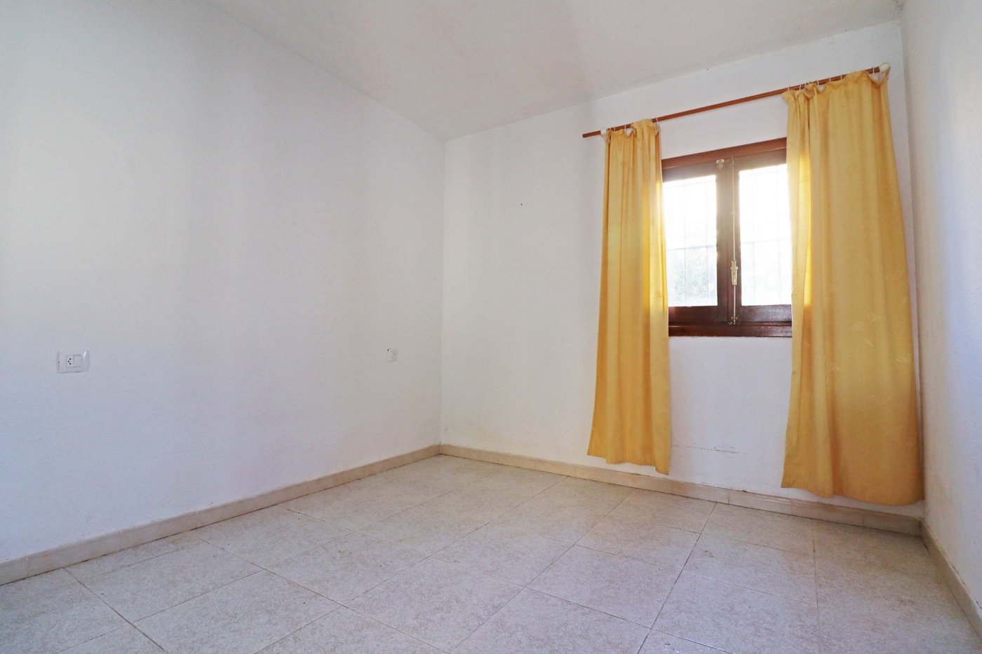 Townhouse in La Nucia, Alicante, Spain 2 bedrooms, 253 sq.m. No. 183553