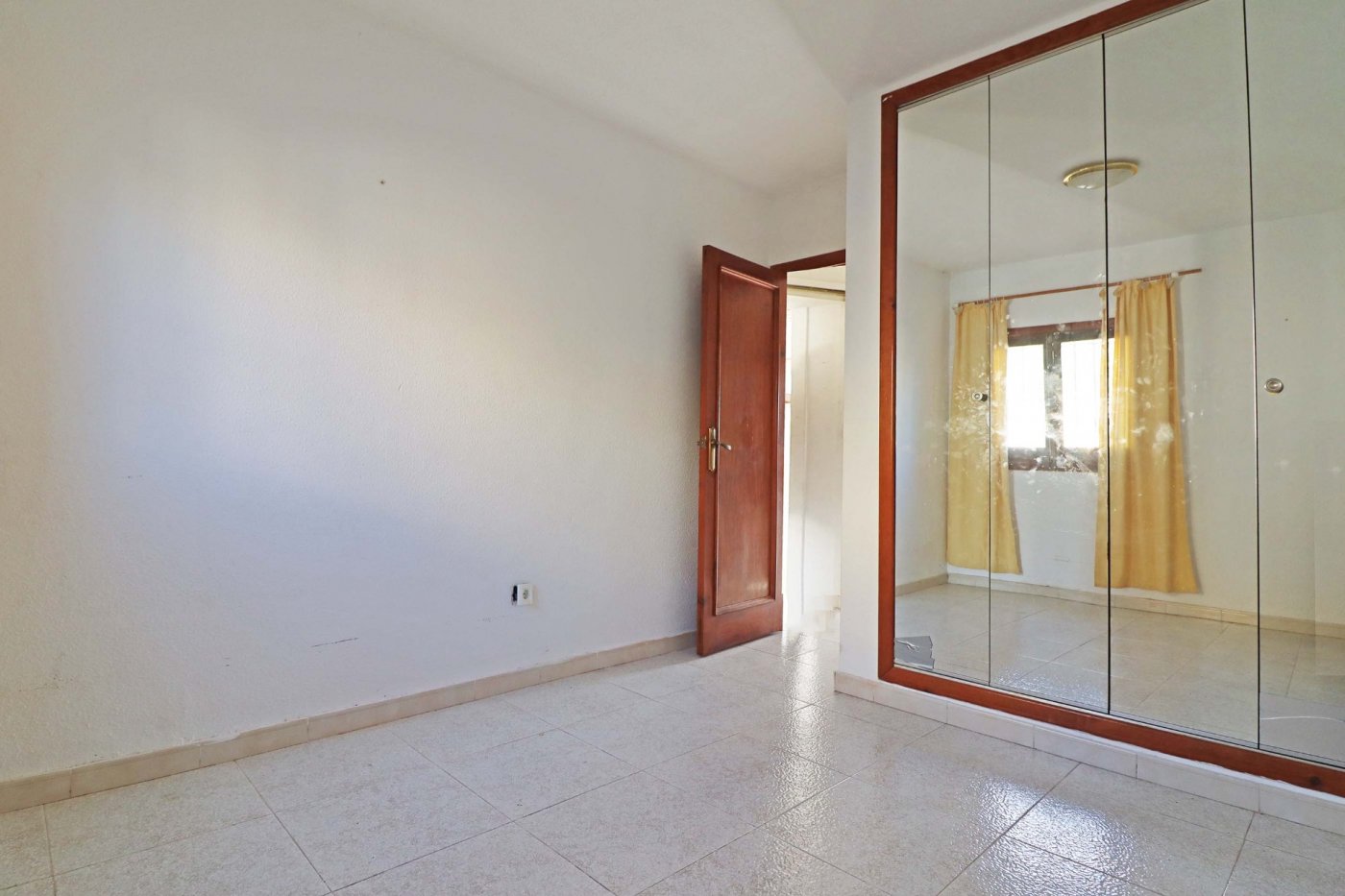 Townhouse in La Nucia, Alicante, Spain 2 bedrooms, 253 sq.m. No. 183553
