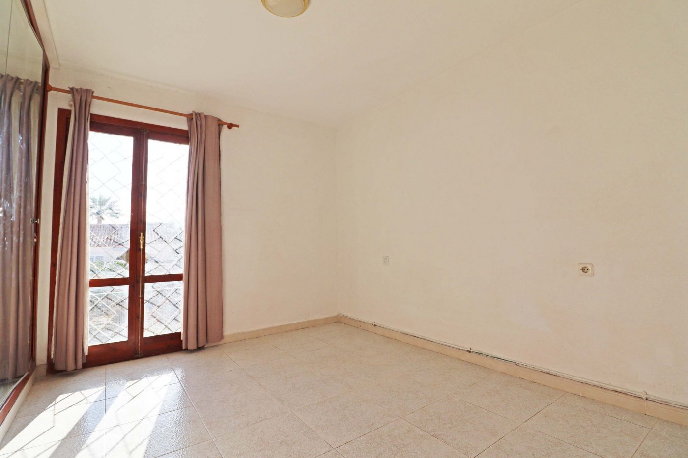 Townhouse in La Nucia, Alicante, Spain 2 bedrooms, 253 sq.m. No. 183553