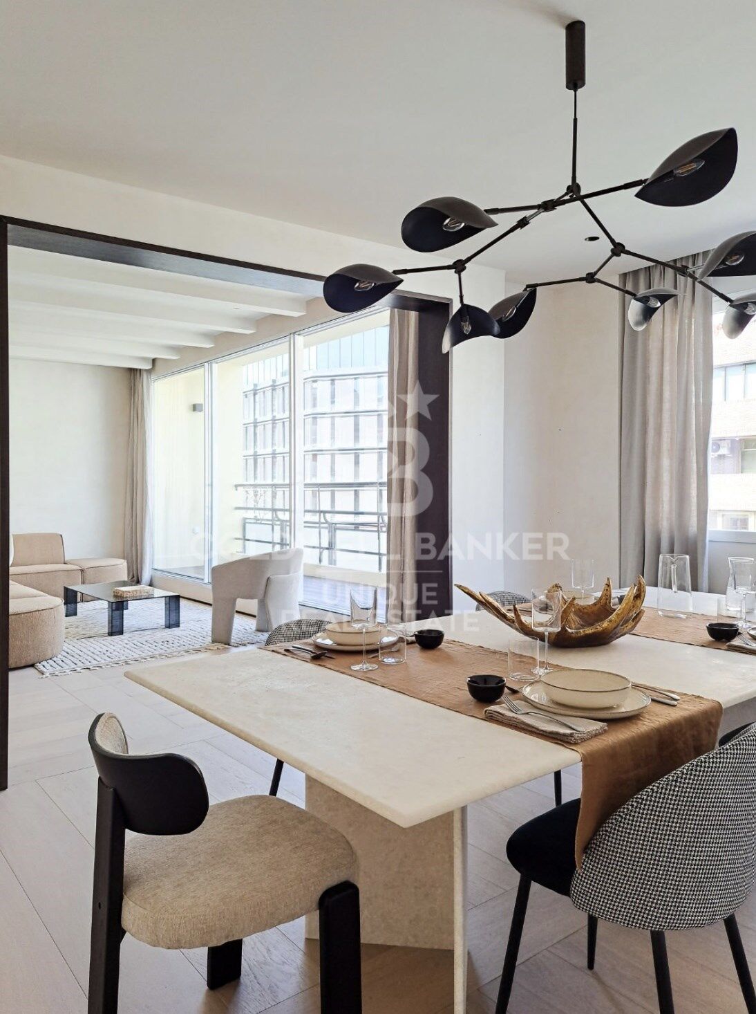 Dzīvoklis Madrid, Spānijā 4 istabas, 326 m2 Nr. 158506