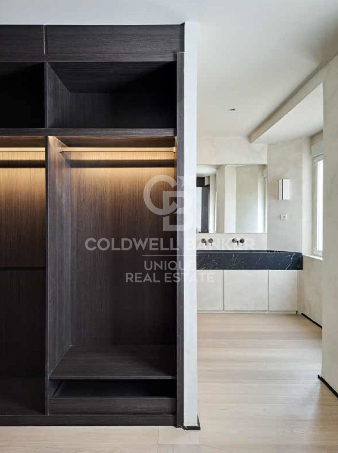 Dzīvoklis Madrid, Spānijā 4 istabas, 326 m2 Nr. 158506
