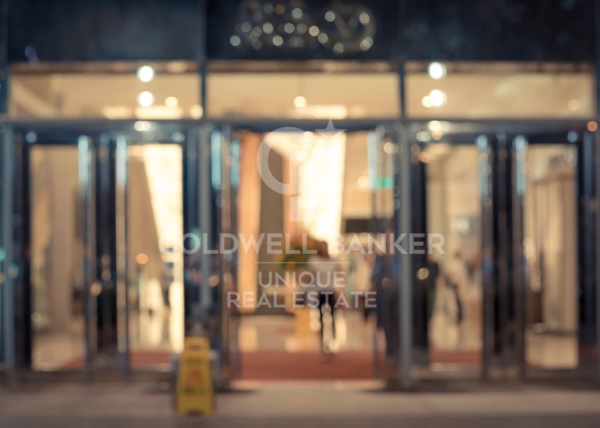 Commercial property à Madrid, Espagne No. 158500