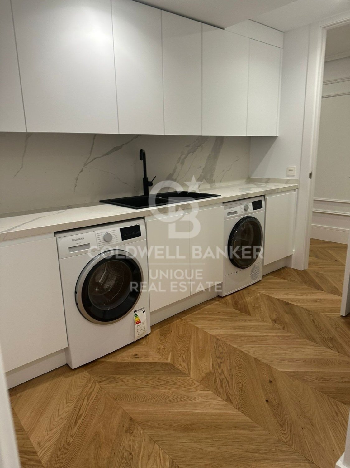 Lägenhet i Madrid, Spanien 4 sovrum, 250 kvm. Nr. 158504