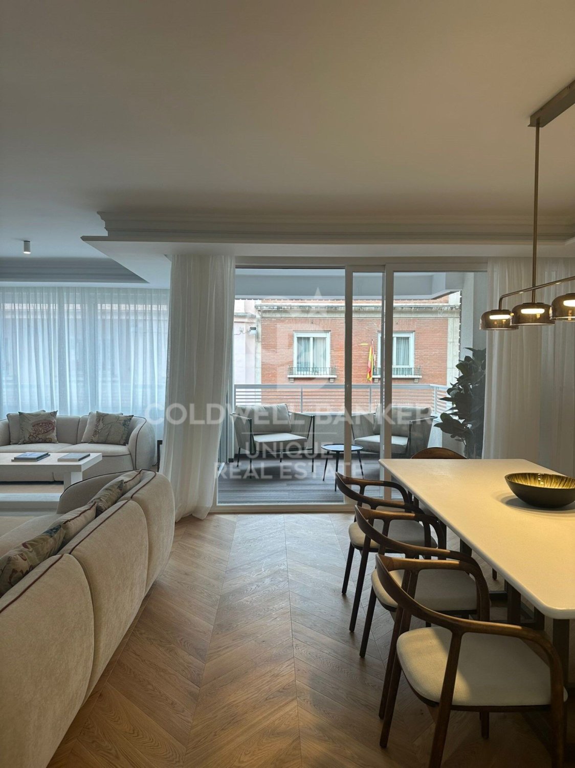 Lägenhet i Madrid, Spanien 4 sovrum, 250 kvm. Nr. 158504