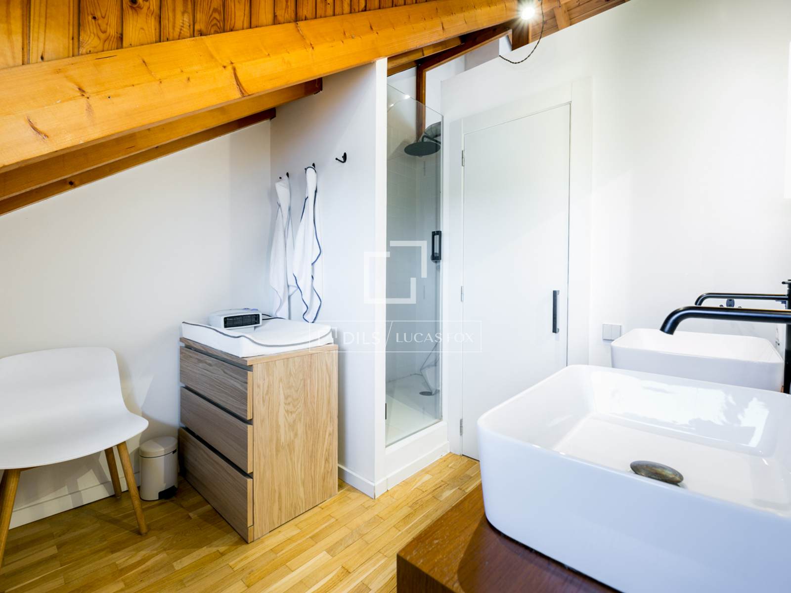 Villa a Sant Cugat Del Valles, Barcelona, Spagna 4 camere da letto, 280 mq. N° 161424