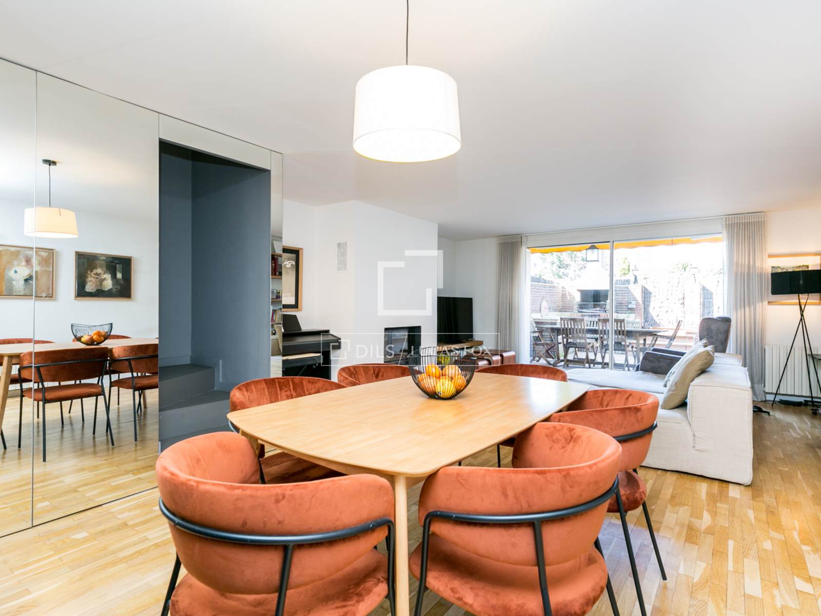 Villa a Sant Cugat Del Valles, Barcelona, Spagna 4 camere da letto, 280 mq. N° 161424