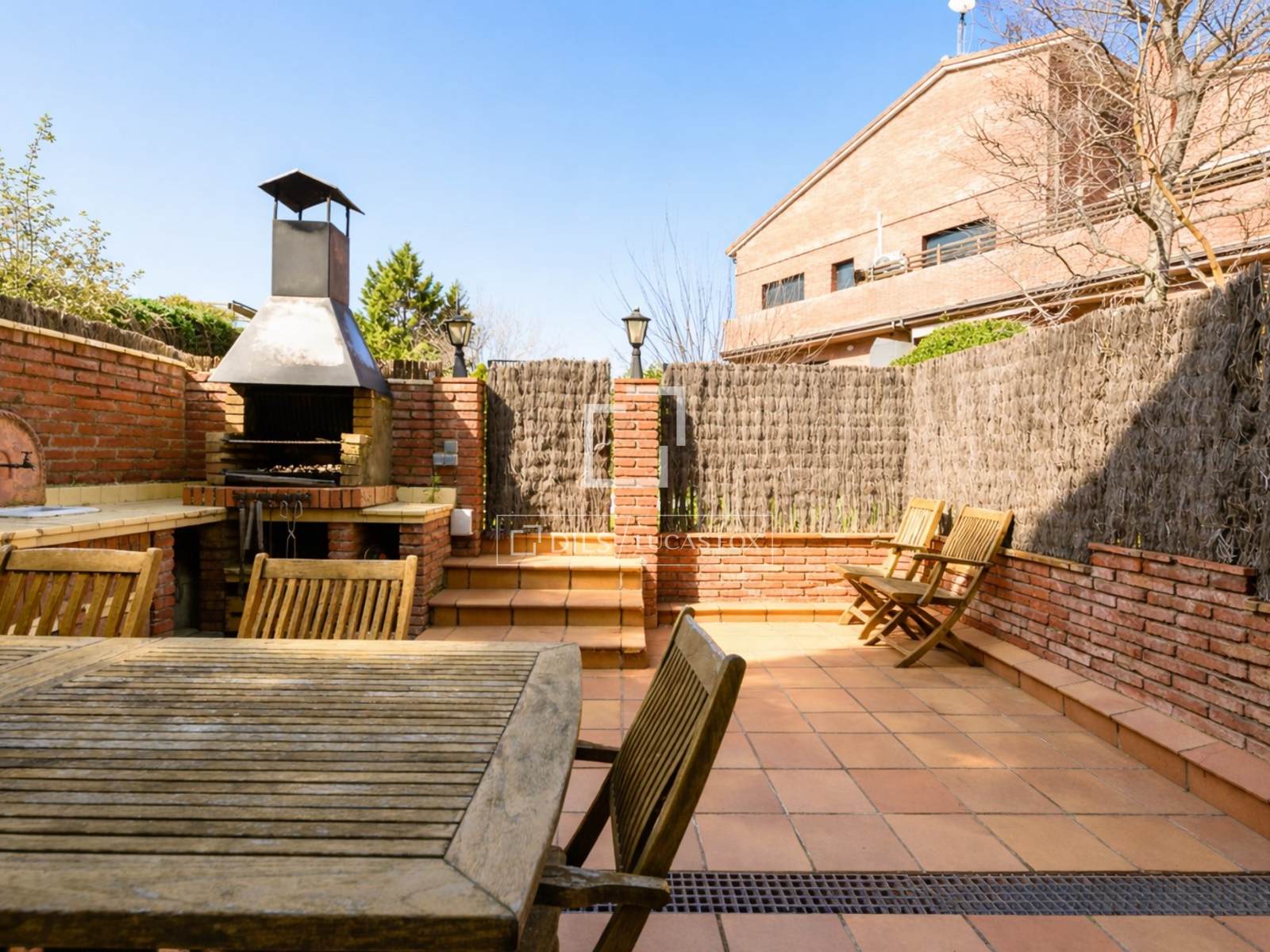 Villa a Sant Cugat Del Valles, Barcelona, Spagna 4 camere da letto, 280 mq. N° 161424